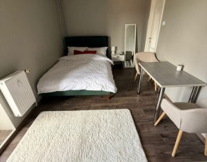 De vanzare apartament cu 1 camera McDonads Piata Mihai Viteazul