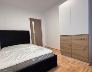 De vanzare apartament cu 4 camere Renovat Mobilat  BIG