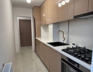 De vanzare apartament cu 4 camere Renovat Mobilat  BIG