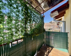 Apartament cu 3 camere, Floresti, strada Tineretului