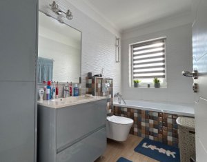 Apartament 4 camere superfinisat, Oasului