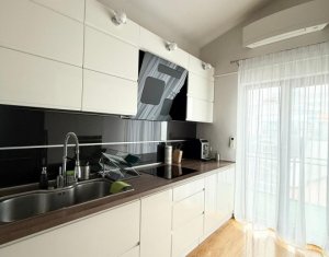 Vanzare apartament 4 camere in Cluj-napoca, zona Centru
