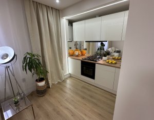 Apartament de 2 camere ultrafinisat, zona Horea