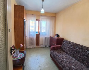 Apartament 4 camere, Manastur, zona Flora
