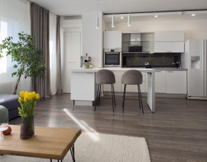 Apartament 3 camere, 79 mp, Zorilor, zona Recuperare