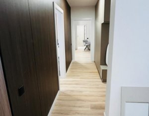 Apartament 3 camere, central Floresti