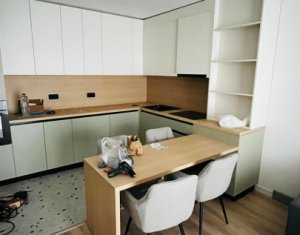 Lakás 2 szobák eladó on Floresti