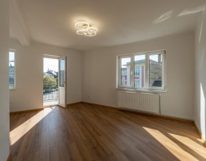 Ultracentral!  De vanzare apartament cu 2 camere 53mp RENOVAT! Piata M Viteazul
