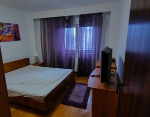 Vand apartament 3 camere ZORILOR