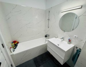 Apartament 4 camere (Penthouse) + terasa + parcare