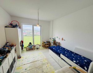 Apartament 4 camere (Penthouse) + terasa + parcare