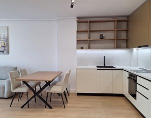 Apartament 2 camere, central Floresti