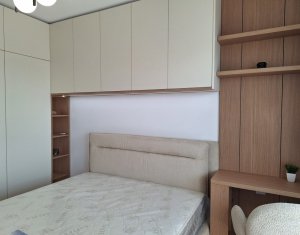 Apartament 2 camere, central Floresti