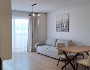 Apartament 2 camere, central Floresti