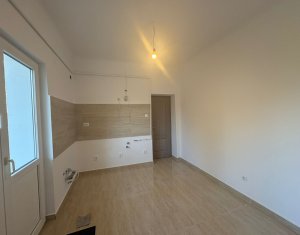 Apartament cu 3 camere, balcon cu priveliste catre gradina