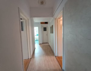 Vanzare apartament cu 3 camere zona GRADINA BOTANICA