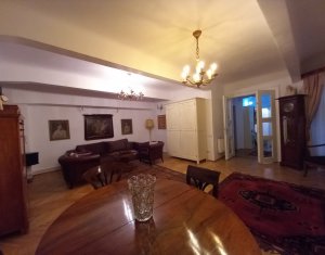 Vanzare apartament cu 3 camere 108 mp  Piata Unirii