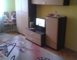 Appartement 3 chambres à vendre dans Cluj-napoca, zone Marasti