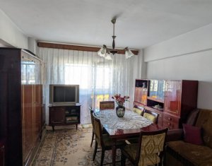 Vanzare apartament cu 4 camere 2bai 2 balcoane Piata Ion Mester