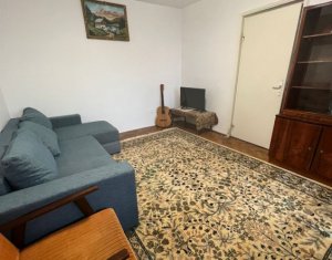 De vanzare apartament cu 4 camere 2 bai balcon Zona Bucium
