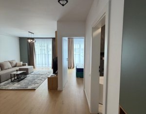 Apartament 2 camere, central Floresti