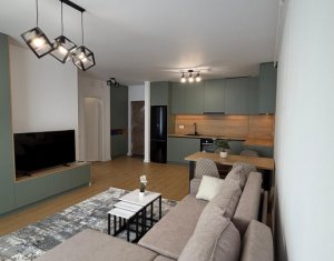 Apartament 2 camere, central Floresti