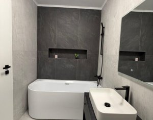 Apartament 2 camere, central Floresti