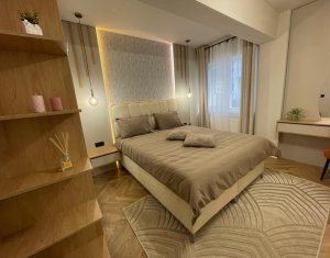 Lakás 3 szobák eladó on Floresti