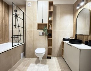 Lakás 3 szobák eladó on Floresti