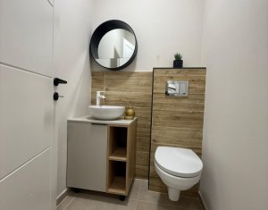 Lakás 3 szobák eladó on Floresti