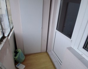 Apartament 4 camere, 2 balcoane, garaj