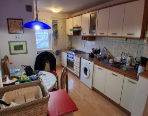 Apartament 4 camere, 2 balcoane, garaj