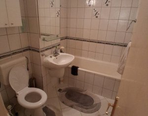 Apartament 4 camere, 2 balcoane, garaj