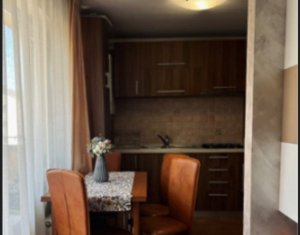 Apartament 3 camere , etaj intermediar, bloc nou, zona Eroilor Floresti