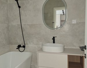 Apartament 2 camere, central Floresti