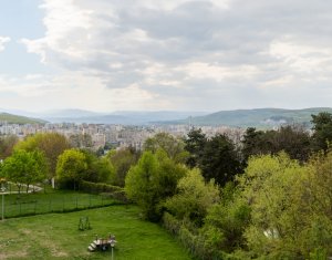 Investitie! Vanzare apartament cu 2 camere si parcare cartier Zorilor