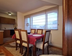 Investitie! Vanzare apartament cu 2 camere si parcare cartier Zorilor