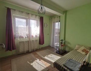 Lakás 3 szobák eladó on Floresti