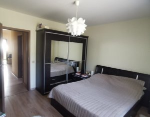 Lakás 3 szobák eladó on Floresti