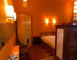 Apartament la casa, centru, zona Primariei