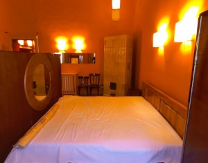 Apartament la casa, centru, zona Primariei