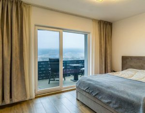 Apartament 3 camere, parcare si gradina, in Baciu, zona Regal