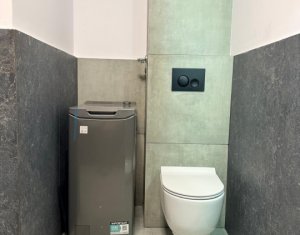 Apartament 2 camere, central Floresti