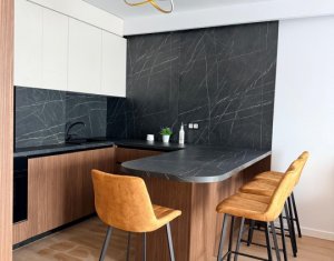 Apartament 2 camere, central Floresti