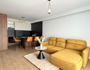 Apartament 2 camere, central Floresti