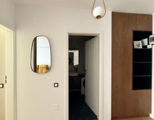 Apartament 2 camere, central Floresti