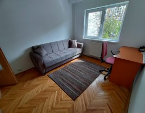   Apartament cu 4 camere, 2 bai, etaj 2/4, Gheorgheni 