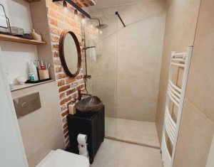 Vanzare apartament 2 camere, balcon, recent renovat, Gheorgheni