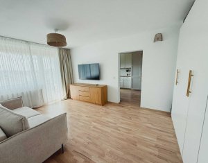 Vanzare apartament 2 camere, balcon, recent renovat, Gheorgheni