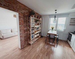 Vanzare apartament 2 camere, balcon, recent renovat, Gheorgheni